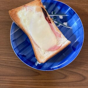 即行朝ごはん！ベーコンチーズトースト